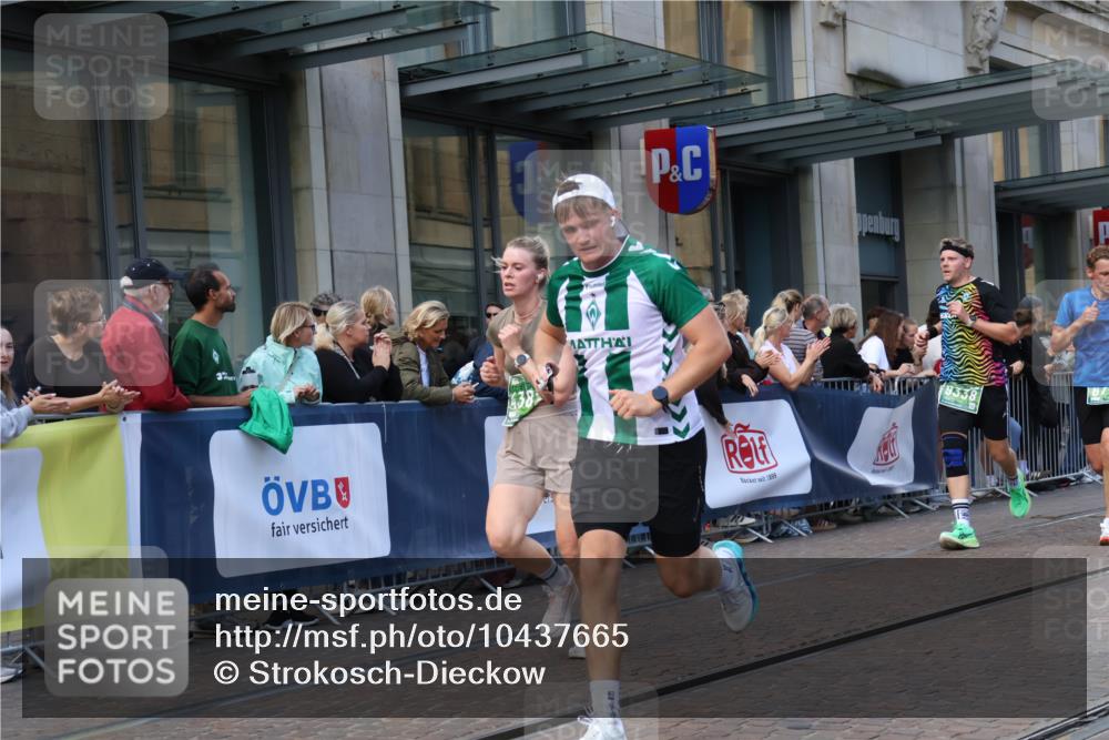 13.09.2026 - 21. swb-Marathon Bremen Strokosch-Dieckow http://msf.ph/oto/10437665 13.09.2026 13:14:52 Ziel 1510, 1664, 2383, 3357, 3504, 3717, 3743, 4111, 4382, 4992, 5003, 5149, 5294, 5298, 5385, 5417, 5471, 6011, 6351, 6521, 6528, 6717, 6773, 6902, 7190, 7432, 7497, 7515, 7717, 7730, 8086, 8238, 8254, 8255, 9253, 9338, 9363, 9483, 9797, 13137, 13139, 199, 615, 616, 889, 1455, 1748, 2251, 2847, 2971, 2997, 3012, 3057, 3175, 3206, 3821, 3834, 4097, 4226, 4246, 4569, 4586, 4685, 4968, 5239, 5315, 5649, 5796, 5962, 6379, 6404, 6472, 9523, 9797, 13141 meine-sportfotos.de