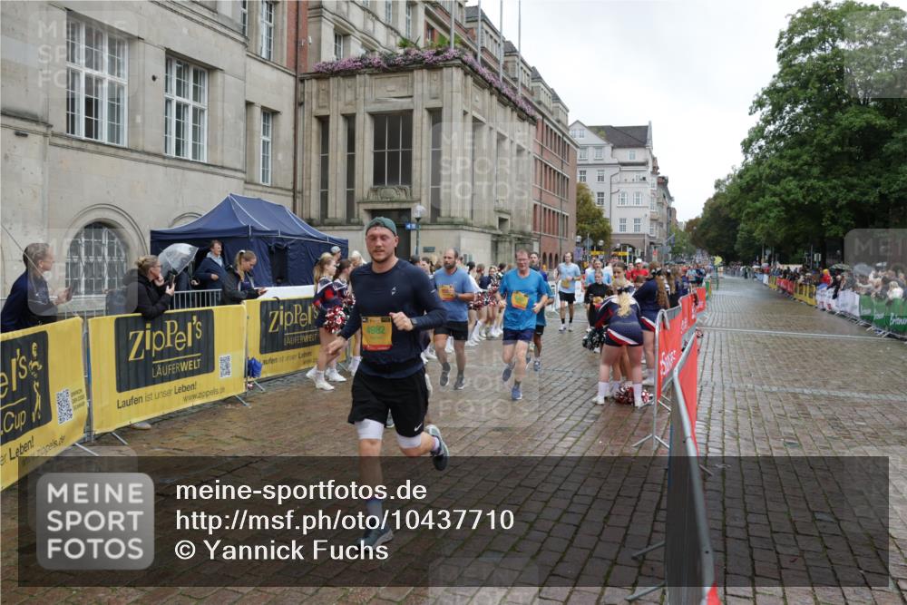 13.09.2026 - Kiel Lauf Yannick Fuchs http://msf.ph/oto/10437710 13.09.2026 11:48:58 Ziel  meine-sportfotos.de