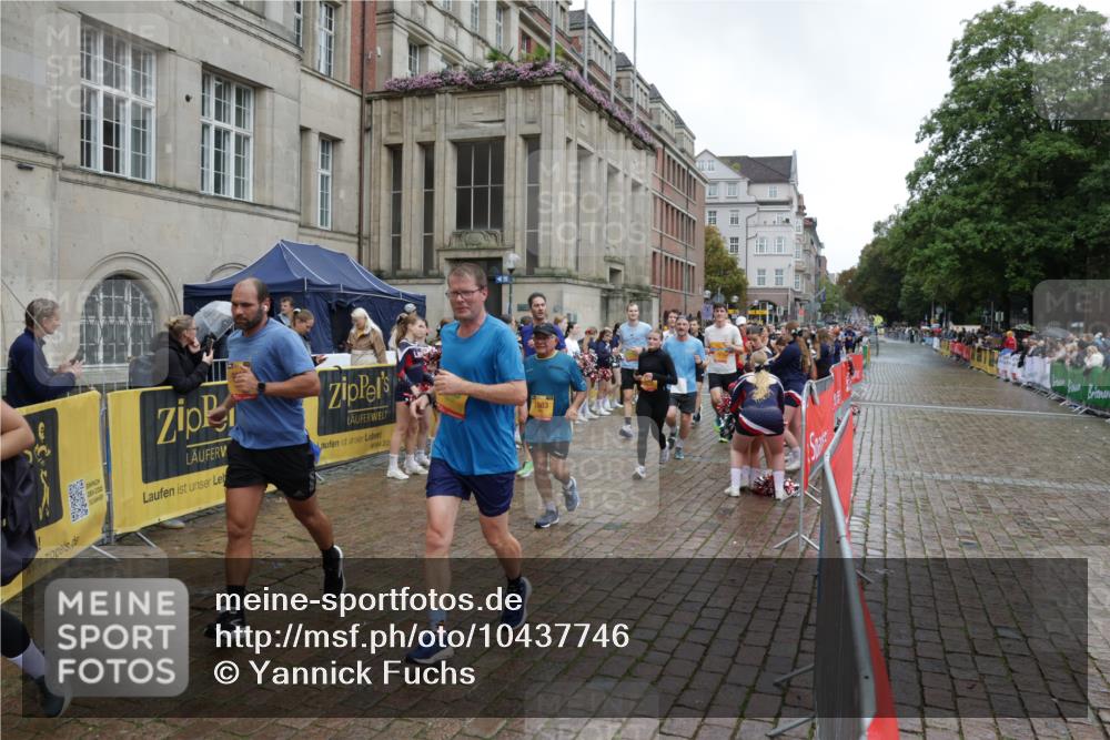 13.09.2026 - Kiel Lauf Yannick Fuchs http://msf.ph/oto/10437746 13.09.2026 11:49:00 Ziel  meine-sportfotos.de