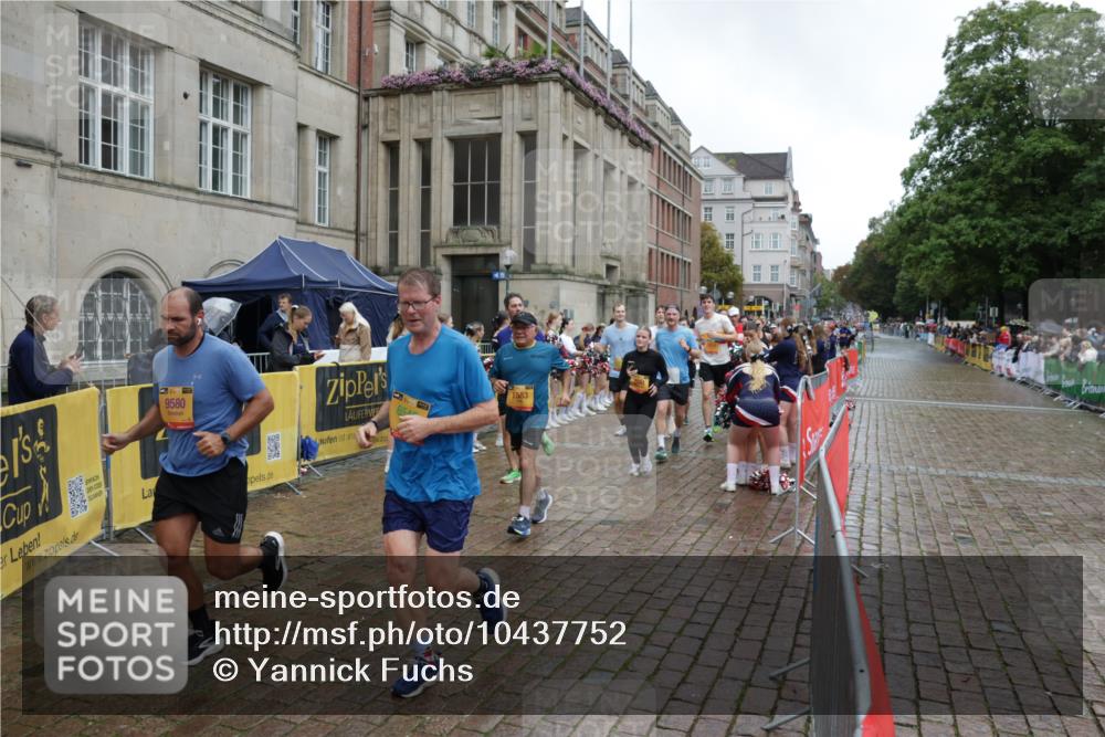 13.09.2026 - Kiel Lauf Yannick Fuchs http://msf.ph/oto/10437752 13.09.2026 11:49:00 Ziel  meine-sportfotos.de