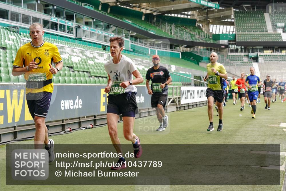 13.09.2026 - 21. swb-Marathon Bremen Michael Burmester http://msf.ph/oto/10437789 13.09.2026 13:06:05 Laufen im Stadion 109, 178, 217, 244, 287, 303, 310, 323, 372, 394, 430, 454, 536, 578, 613, 647, 784, 831, 891, 900, 1073, 1083, 1205, 1239, 1243, 1274, 1307, 1308, 1365, 1380, 1437, 1533, 1545, 1574, 1581, 1627, 1656, 1687, 1780, 1823, 1848, 1909, 1914, 1932, 1941, 2023, 2076, 2089, 2090, 2126, 2241, 2244, 2265, 2275, 2301, 2310, 2355, 2356, 2393, 2464, 2602, 2707, 2723, 2742, 2764, 2867, 2902, 2919, 2959, 2985, 3030, 3115, 3278, 3320, 3343, 3444, 3485 meine-sportfotos.de