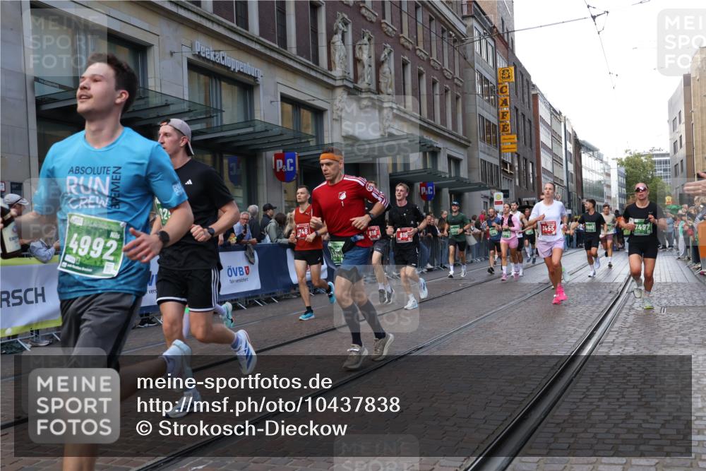 13.09.2026 - 21. swb-Marathon Bremen Strokosch-Dieckow http://msf.ph/oto/10437838 13.09.2026 13:14:56 Ziel 1664, 2383, 3357, 3743, 4111, 4382, 4646, 4992, 5003, 5149, 5294, 5298, 5385, 5417, 6011, 6351, 6521, 6717, 6773, 6902, 7190, 7346, 7432, 7497, 7515, 7717, 7730, 8086, 8254, 8255, 9253, 9338, 9363, 9483, 13137, 13139, 199, 615, 616, 889, 1455, 1510, 1748, 2251, 2383, 2847, 2971, 2997, 3012, 3057, 3175, 3206, 3504, 3717, 3834, 4097, 4226, 4246, 4569, 4586, 4968, 5239, 5298, 5315, 5471, 5649, 5796, 5962, 6379, 6404, 6472, 6528, 8238, 9523, 9797, 13141 meine-sportfotos.de