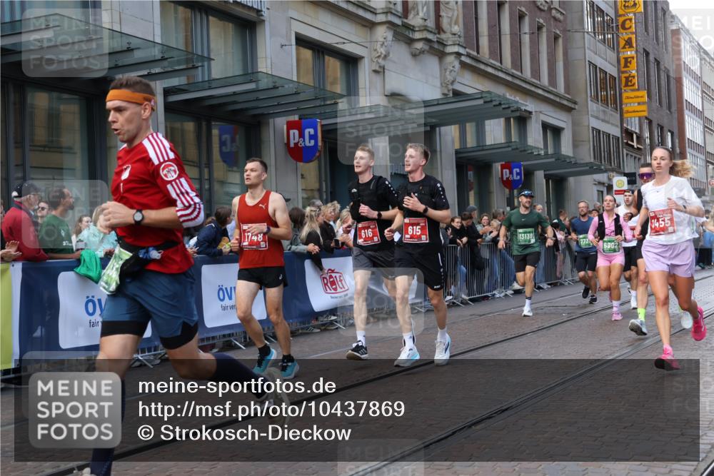 13.09.2026 - 21. swb-Marathon Bremen Strokosch-Dieckow http://msf.ph/oto/10437869 13.09.2026 13:14:56 Ziel 1664, 2383, 3357, 3743, 4111, 4382, 4646, 4992, 5003, 5149, 5294, 5298, 5385, 5417, 6011, 6351, 6521, 6717, 6773, 6902, 7190, 7346, 7432, 7497, 7515, 7717, 7730, 8086, 8254, 8255, 9253, 9338, 9363, 9483, 13137, 13139, 199, 615, 616, 889, 1455, 1510, 1748, 2251, 2383, 2847, 2971, 2997, 3012, 3057, 3175, 3206, 3504, 3717, 3834, 4097, 4226, 4246, 4569, 4586, 4968, 5239, 5298, 5315, 5471, 5649, 5796, 5962, 6379, 6404, 6472, 6528, 8238, 9523, 9797, 13141 meine-sportfotos.de