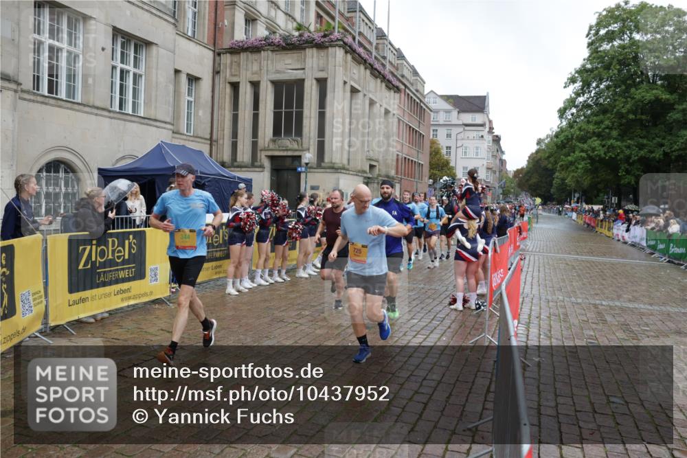 13.09.2026 - Kiel Lauf Yannick Fuchs http://msf.ph/oto/10437952 13.09.2026 11:49:13 Ziel  meine-sportfotos.de