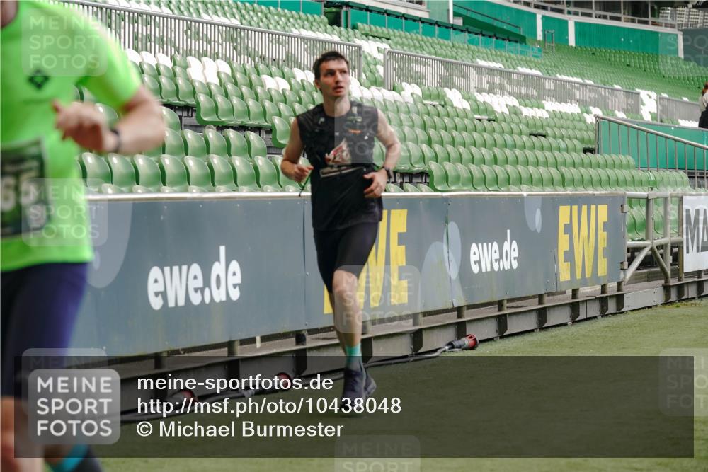 13.09.2026 - 21. swb-Marathon Bremen Michael Burmester http://msf.ph/oto/10438048 13.09.2026 12:40:30 Laufen im Stadion 126, 371, 453, 603, 640, 650, 671, 735, 744, 807, 862, 912, 957, 1136, 1336, 1379, 1381, 1508, 1540, 1571, 1614, 1758, 1795, 1797, 1800, 1852, 1860, 1901, 1930, 1950, 2049, 2099, 2986, 3744, 4381, 4936, 5912, 6201, 6630, 7118, 7671, 8065, 8467, 9065, 9329, 9630, 10034, 13080, 13224, 365, 466, 658, 850, 1090, 1288, 1385, 1485, 1583, 1754, 1993, 2073, 2585, 3617, 7244, 7768, 8075, 8729, 13033 meine-sportfotos.de