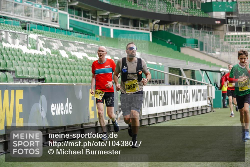 13.09.2026 - 21. swb-Marathon Bremen Michael Burmester http://msf.ph/oto/10438077 13.09.2026 10:26:52 Laufen im Stadion 10096, 10142, 10172, 10210, 10214, 10228, 10231, 10269, 10289, 10310, 10318, 10319, 10342, 10346, 10352, 10398, 10436, 10445, 10447, 10454, 10464, 10489, 10504, 10514, 10536, 10541, 10566, 10583, 10628, 10638, 10735, 10742, 10744, 10806, 10807, 10860, 10866, 10873, 10897, 10898, 10956, 10987, 10992, 11015, 11019, 11020, 11060, 11063, 11088, 11110, 11130, 11135, 11148, 11155, 11187, 11193, 11199, 11209, 11232, 11279, 11312, 11447 meine-sportfotos.de