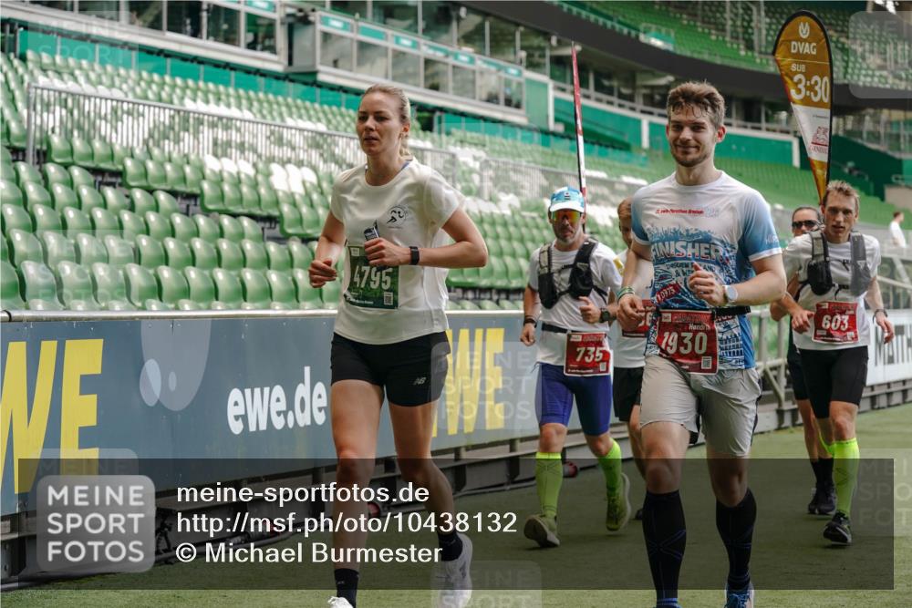 13.09.2026 - 21. swb-Marathon Bremen Michael Burmester http://msf.ph/oto/10438132 13.09.2026 12:40:34 Laufen im Stadion 126, 371, 453, 603, 640, 650, 671, 735, 744, 807, 862, 912, 957, 1136, 1336, 1379, 1381, 1508, 1540, 1571, 1614, 1758, 1795, 1797, 1800, 1852, 1860, 1901, 1930, 1950, 2049, 2099, 2986, 3744, 4381, 4936, 6201, 6630, 7118, 7671, 8065, 9065, 9329, 9630, 10034, 13080, 13224, 365, 466, 658, 850, 1090, 1288, 1385, 1485, 1583, 1604, 1754, 1993, 2073, 2585, 3617, 7244, 7768, 8075, 8729, 13033 meine-sportfotos.de
