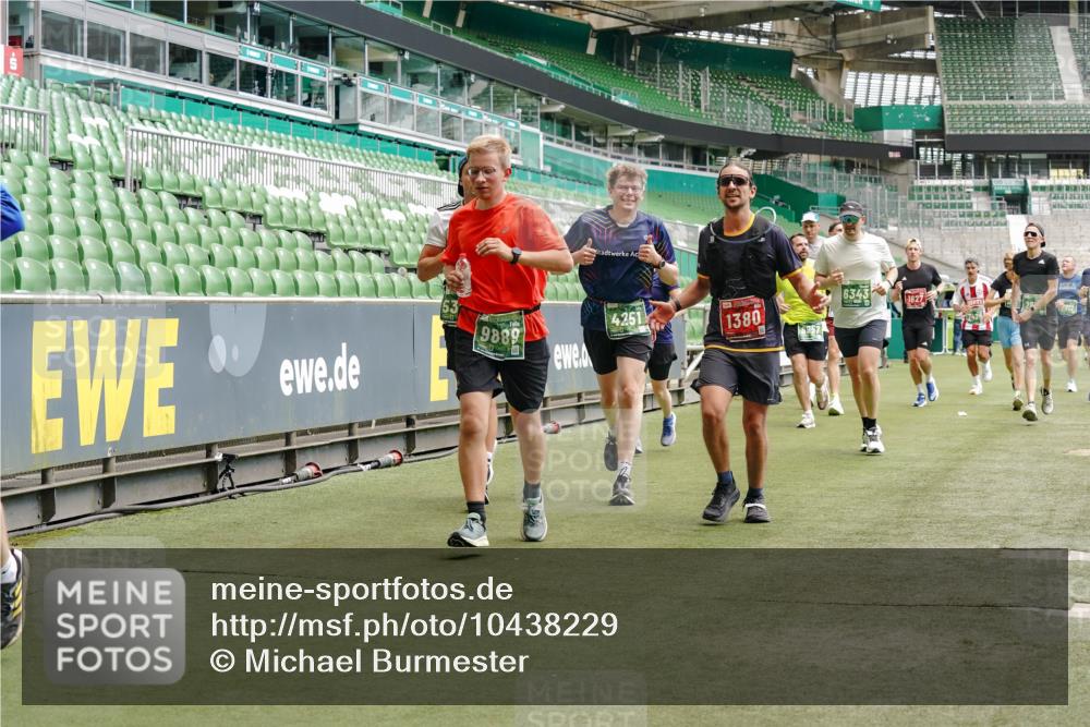 13.09.2026 - 21. swb-Marathon Bremen Michael Burmester http://msf.ph/oto/10438229 13.09.2026 13:06:11 Laufen im Stadion 109, 178, 217, 244, 287, 303, 310, 323, 372, 394, 430, 454, 536, 578, 613, 647, 784, 831, 891, 900, 1073, 1083, 1205, 1239, 1243, 1274, 1307, 1308, 1365, 1369, 1380, 1437, 1533, 1545, 1574, 1581, 1627, 1656, 1780, 1823, 1848, 1909, 1914, 1932, 1941, 2023, 2076, 2089, 2090, 2126, 2241, 2244, 2265, 2275, 2301, 2310, 2355, 2356, 2393, 2440, 2464, 2602, 2707, 2723, 2742, 2764, 2867, 2902, 2919, 2959, 2985, 3030, 3115, 3278, 3320, 3343, 3444, 3485 meine-sportfotos.de