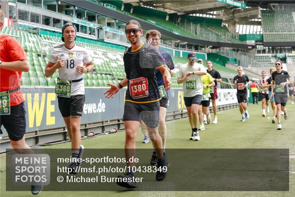 13.09.2026 - 21. swb-Marathon Bremen Michael Burmester http://msf.ph/oto/10438349 13.09.2026 13:06:13 Laufen im Stadion 109, 178, 217, 244, 287, 303, 310, 323, 372, 394, 430, 454, 536, 578, 613, 647, 784, 831, 891, 900, 1073, 1083, 1205, 1239, 1243, 1274, 1307, 1308, 1365, 1369, 1380, 1437, 1533, 1545, 1574, 1581, 1627, 1656, 1780, 1823, 1848, 1871, 1909, 1914, 1932, 1941, 2023, 2076, 2089, 2090, 2126, 2241, 2244, 2265, 2275, 2301, 2310, 2355, 2356, 2393, 2440, 2464, 2602, 2707, 2723, 2742, 2764, 2867, 2902, 2959, 2985, 3030, 3115, 3278, 3320, 3343, 3444, 3485 meine-sportfotos.de