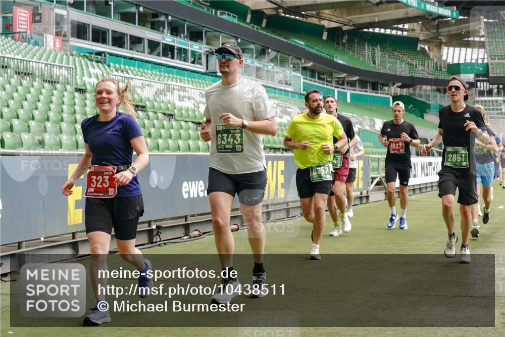 13.09.2026 - 21. swb-Marathon Bremen Michael Burmester http://msf.ph/oto/10438511 13.09.2026 13:06:15 Laufen im Stadion 109, 178, 217, 244, 287, 303, 310, 323, 372, 394, 430, 454, 536, 578, 613, 647, 784, 831, 891, 900, 1073, 1083, 1205, 1239, 1243, 1274, 1307, 1308, 1365, 1369, 1380, 1437, 1533, 1545, 1574, 1581, 1627, 1656, 1780, 1823, 1848, 1871, 1909, 1914, 1932, 1941, 2023, 2076, 2089, 2090, 2126, 2241, 2244, 2265, 2275, 2301, 2310, 2355, 2356, 2393, 2440, 2464, 2602, 2699, 2707, 2723, 2742, 2764, 2818, 2902, 2959, 2985, 3030, 3115, 3278, 3320, 3343, 3444, 3485 meine-sportfotos.de