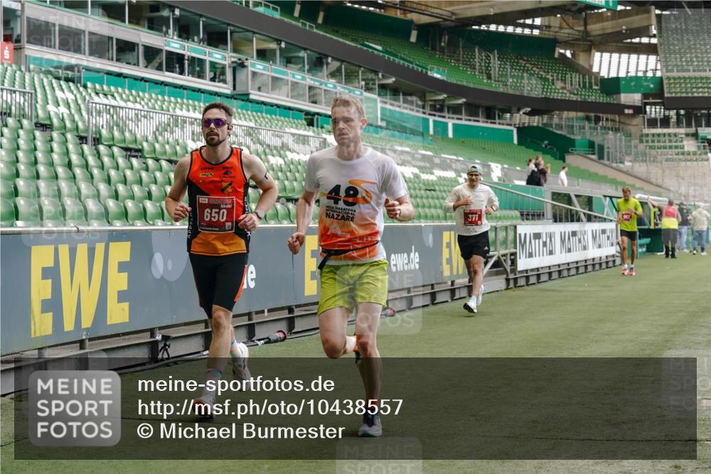 13.09.2026 - 21. swb-Marathon Bremen Michael Burmester http://msf.ph/oto/10438557 13.09.2026 12:40:52 Laufen im Stadion 126, 371, 453, 603, 640, 650, 671, 735, 744, 807, 862, 912, 957, 1136, 1336, 1379, 1381, 1411, 1508, 1540, 1571, 1614, 1797, 1822, 1852, 1860, 1901, 1930, 1950, 2099, 2986, 3624, 3744, 4381, 4399, 4795, 4936, 6198, 6201, 6264, 6630, 7118, 7671, 8065, 9065, 9329, 9630, 10034, 13080, 13224, 346, 365, 466, 658, 895, 1090, 1118, 1288, 1385, 1485, 1583, 1604, 1754, 2073, 2141, 2585, 2670, 3617, 7244, 7768, 8729 meine-sportfotos.de