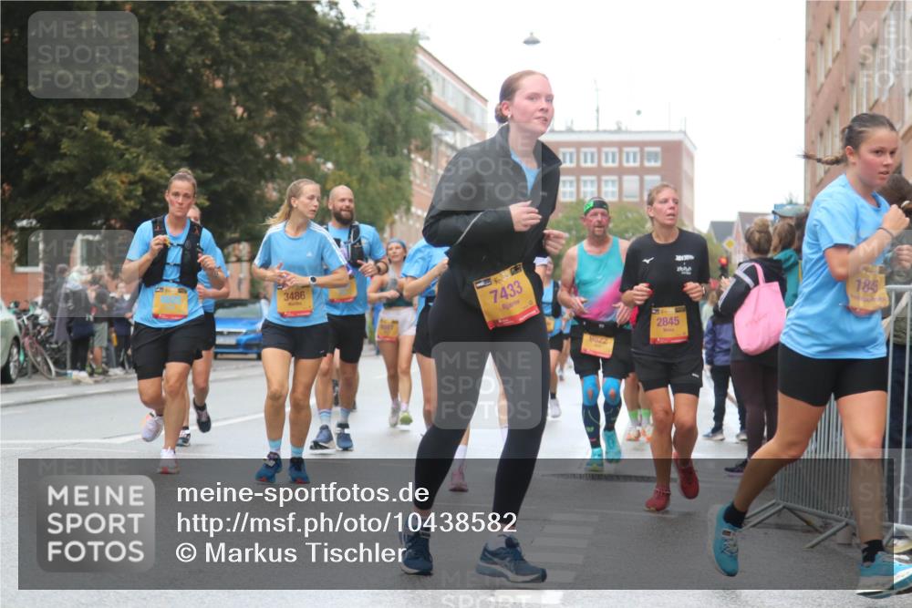 13.09.2026 - Kiel Lauf Markus Tischler http://msf.ph/oto/10438582 13.09.2026 11:51:28 Fleethörn 3486, 7433, 1845, 9822, 2845 meine-sportfotos.de