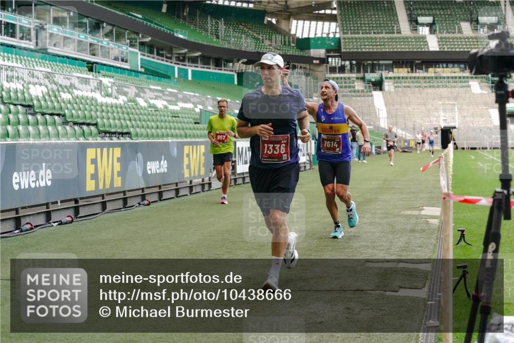 13.09.2026 - 21. swb-Marathon Bremen Michael Burmester http://msf.ph/oto/10438666 13.09.2026 12:40:58 Laufen im Stadion 126, 371, 453, 603, 640, 650, 671, 735, 744, 862, 912, 957, 1136, 1336, 1379, 1381, 1411, 1508, 1540, 1571, 1614, 1797, 1822, 1852, 1860, 1901, 1930, 1950, 2986, 3624, 4381, 4399, 4795, 4936, 6198, 6201, 6264, 6630, 7118, 7671, 8065, 9065, 9329, 9630, 10034, 13080, 13224, 346, 466, 658, 895, 1090, 1118, 1385, 1485, 1583, 1604, 1754, 2073, 2141, 2352, 2585, 2670, 3080, 3606, 3617, 7244, 7768, 8729 meine-sportfotos.de