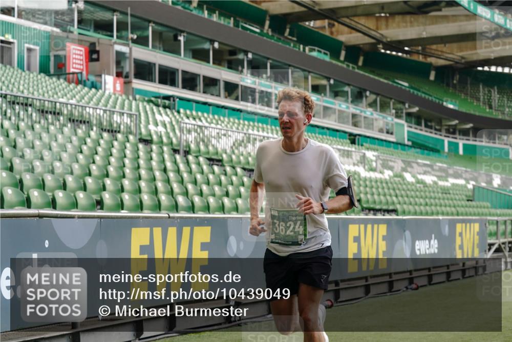 13.09.2026 - 21. swb-Marathon Bremen Michael Burmester http://msf.ph/oto/10439049 13.09.2026 12:41:20 Laufen im Stadion 126, 371, 453, 603, 640, 650, 671, 735, 744, 862, 912, 957, 1136, 1336, 1379, 1381, 1411, 1540, 1571, 1614, 1667, 1797, 1822, 1850, 1860, 1862, 1901, 1930, 1950, 2094, 2986, 3624, 4381, 4399, 4795, 4936, 5672, 6198, 6201, 6264, 7671, 8065, 8394, 9065, 9329, 13224, 277, 346, 466, 658, 895, 901, 1090, 1118, 1320, 1323, 1385, 1485, 1583, 1604, 1754, 1911, 2073, 2141, 2352, 2585, 2670, 3080, 3606, 3617, 5160, 7244, 8729 meine-sportfotos.de