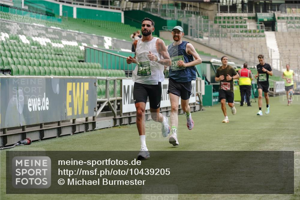 13.09.2026 - 21. swb-Marathon Bremen Michael Burmester http://msf.ph/oto/10439205 13.09.2026 12:41:29 Laufen im Stadion 126, 371, 603, 640, 650, 671, 735, 744, 862, 912, 957, 1136, 1336, 1381, 1411, 1571, 1614, 1667, 1797, 1822, 1850, 1860, 1862, 1901, 1930, 1950, 2094, 2986, 3624, 4381, 4399, 4795, 4936, 5672, 6198, 6201, 6264, 6929, 6991, 7141, 7671, 8065, 8394, 9065, 9329, 13224, 277, 346, 466, 658, 895, 901, 1090, 1118, 1248, 1320, 1323, 1385, 1472, 1583, 1587, 1604, 1754, 1911, 2073, 2141, 2352, 2585, 2670, 3080, 3606, 3617, 5160, 7244, 8729 meine-sportfotos.de