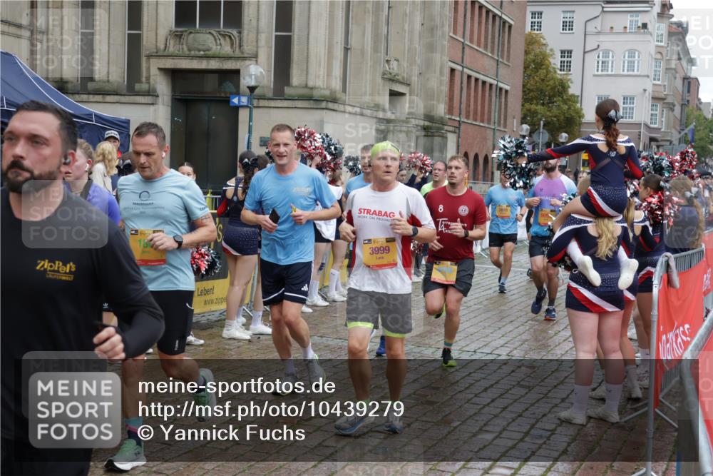 13.09.2026 - Kiel Lauf Yannick Fuchs http://msf.ph/oto/10439279 13.09.2026 11:50:36 Ziel 2063 meine-sportfotos.de