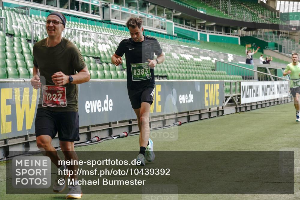 13.09.2026 - 21. swb-Marathon Bremen Michael Burmester http://msf.ph/oto/10439392 13.09.2026 12:41:37 Laufen im Stadion 126, 371, 603, 640, 650, 671, 735, 744, 862, 912, 957, 1136, 1336, 1381, 1411, 1571, 1614, 1667, 1797, 1822, 1850, 1860, 1862, 1901, 1930, 1950, 2094, 2986, 3368, 3624, 4381, 4399, 4795, 4936, 5672, 6198, 6201, 6264, 6929, 6991, 7141, 7671, 8065, 8383, 8394, 9065, 9329, 13224, 277, 346, 466, 658, 895, 901, 1090, 1118, 1248, 1320, 1323, 1385, 1472, 1576, 1587, 1604, 1717, 1751, 1754, 1911, 2141, 2352, 2585, 2670, 3080, 3606, 5160, 5163, 8729 meine-sportfotos.de