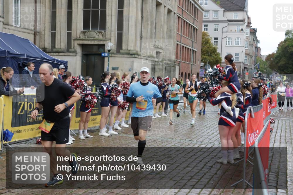 13.09.2026 - Kiel Lauf Yannick Fuchs http://msf.ph/oto/10439430 13.09.2026 11:50:44 Ziel 2063 meine-sportfotos.de