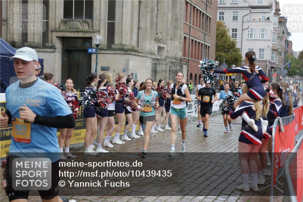 13.09.2026 - Kiel Lauf Yannick Fuchs http://msf.ph/oto/10439435 13.09.2026 11:50:45 Ziel 2063 meine-sportfotos.de