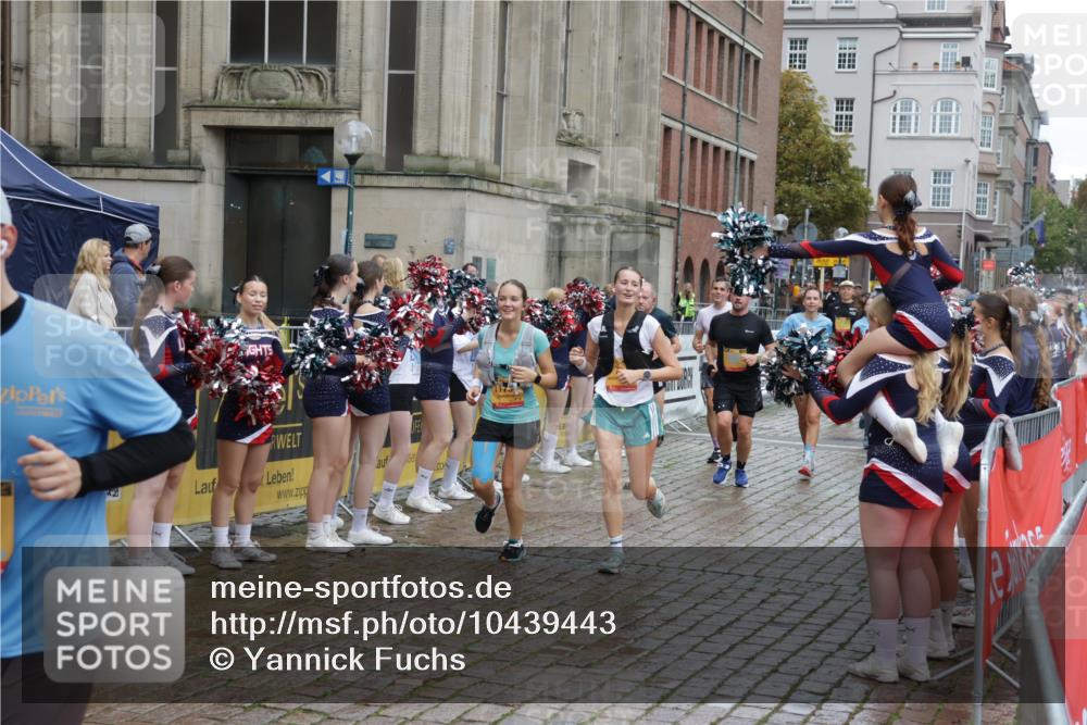13.09.2026 - Kiel Lauf Yannick Fuchs http://msf.ph/oto/10439443 13.09.2026 11:50:45 Ziel 2063 meine-sportfotos.de
