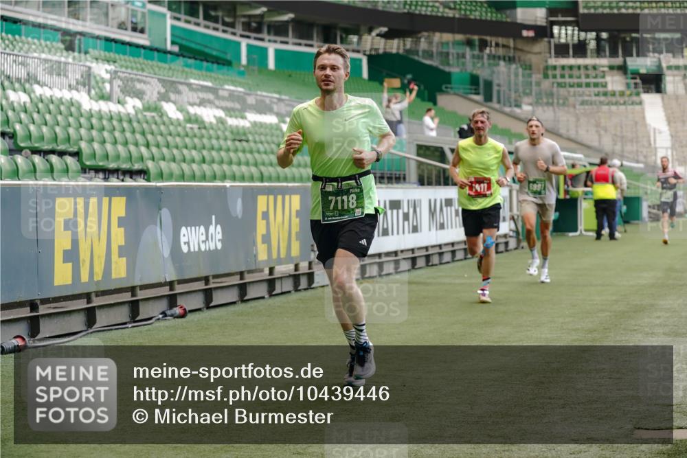 13.09.2026 - 21. swb-Marathon Bremen Michael Burmester http://msf.ph/oto/10439446 13.09.2026 12:41:39 Laufen im Stadion 126, 371, 603, 640, 650, 671, 735, 744, 862, 912, 957, 1136, 1336, 1381, 1411, 1571, 1614, 1619, 1667, 1797, 1822, 1850, 1860, 1862, 1901, 1930, 1950, 2094, 2986, 3368, 3624, 4381, 4399, 4795, 4936, 5672, 6198, 6201, 6264, 6929, 6991, 7141, 7671, 8065, 8383, 8394, 9065, 9329, 13224, 277, 346, 466, 658, 895, 901, 1090, 1118, 1248, 1320, 1323, 1385, 1472, 1576, 1587, 1604, 1717, 1751, 1754, 1911, 2141, 2352, 2585, 2670, 3080, 3606, 5160, 5163, 8729 meine-sportfotos.de