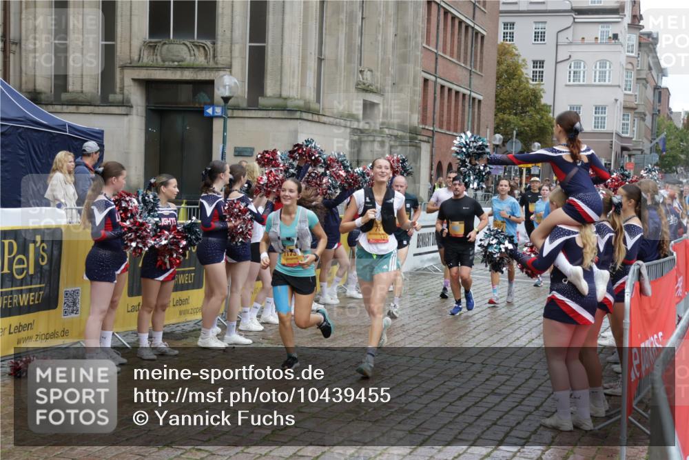 13.09.2026 - Kiel Lauf Yannick Fuchs http://msf.ph/oto/10439455 13.09.2026 11:50:45 Ziel 2063 meine-sportfotos.de