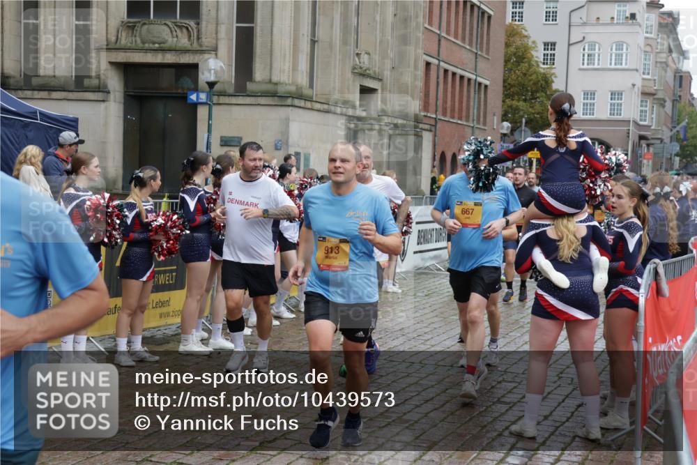 13.09.2026 - Kiel Lauf Yannick Fuchs http://msf.ph/oto/10439573 13.09.2026 11:50:53 Ziel 2063 meine-sportfotos.de