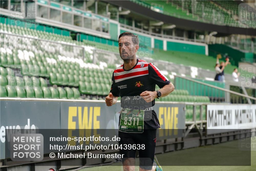 13.09.2026 - 21. swb-Marathon Bremen Michael Burmester http://msf.ph/oto/10439638 13.09.2026 12:41:48 Laufen im Stadion 126, 371, 603, 640, 650, 671, 735, 744, 912, 957, 1009, 1136, 1336, 1381, 1411, 1571, 1614, 1619, 1667, 1797, 1822, 1850, 1860, 1862, 1901, 1930, 2094, 2207, 2986, 3368, 3624, 4381, 4399, 4795, 4936, 5672, 5828, 6198, 6201, 6264, 6929, 6991, 7141, 7671, 8065, 8311, 8383, 8394, 9065, 9329, 13224, 277, 346, 466, 658, 895, 901, 1090, 1118, 1248, 1320, 1323, 1385, 1472, 1576, 1587, 1604, 1717, 1751, 1754, 1758, 1911, 2141, 2352, 2585, 2670, 3080, 3606, 5160, 5163, 5912 meine-sportfotos.de
