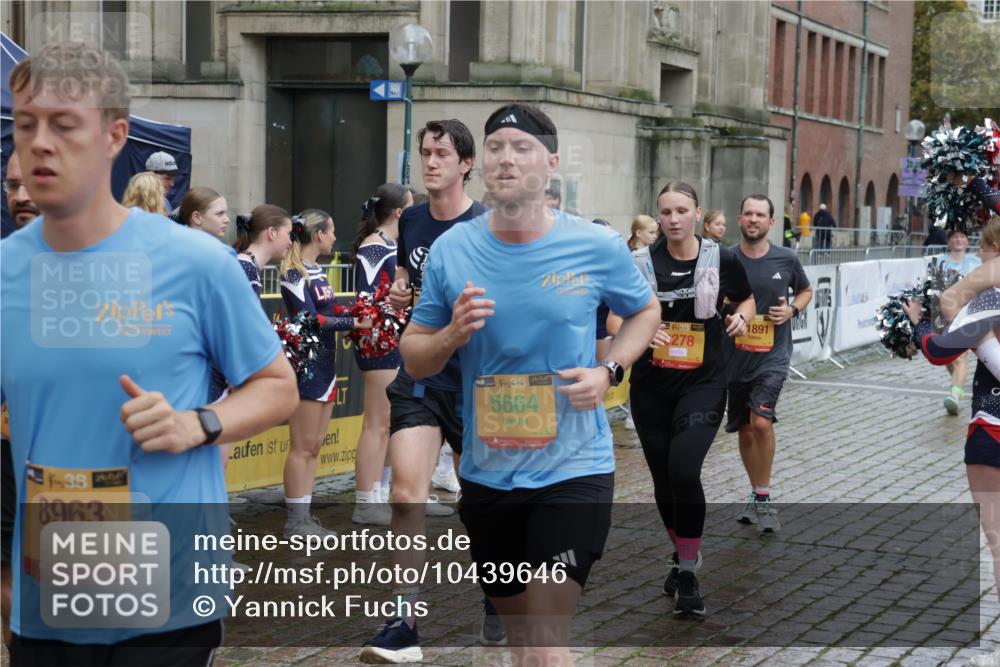 13.09.2026 - Kiel Lauf Yannick Fuchs http://msf.ph/oto/10439646 13.09.2026 11:51:00 Ziel 2063 meine-sportfotos.de