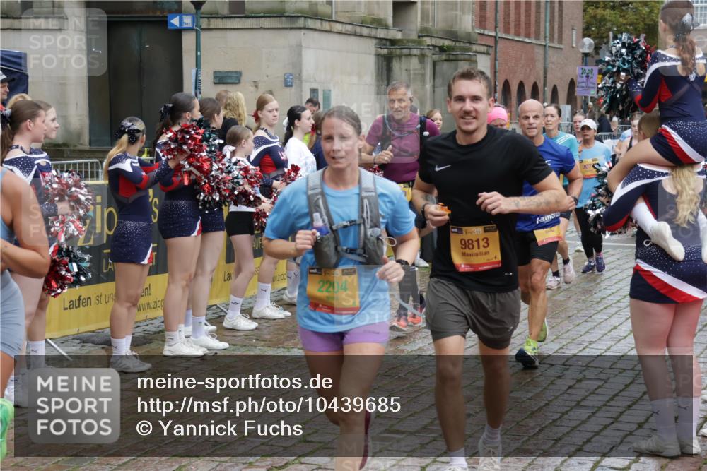 13.09.2026 - Kiel Lauf Yannick Fuchs http://msf.ph/oto/10439685 13.09.2026 11:51:06 Ziel 2063 meine-sportfotos.de