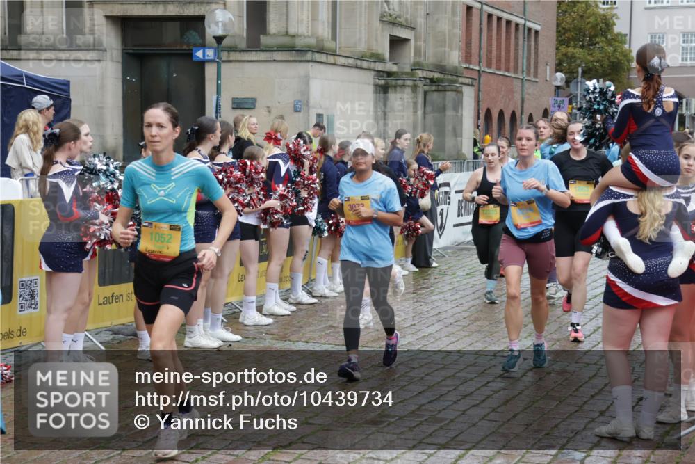 13.09.2026 - Kiel Lauf Yannick Fuchs http://msf.ph/oto/10439734 13.09.2026 11:51:09 Ziel 2063 meine-sportfotos.de