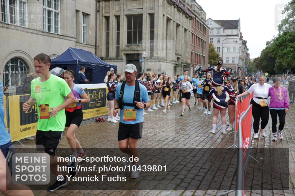 13.09.2026 - Kiel Lauf Yannick Fuchs http://msf.ph/oto/10439801 13.09.2026 11:51:13 Ziel 2063 meine-sportfotos.de