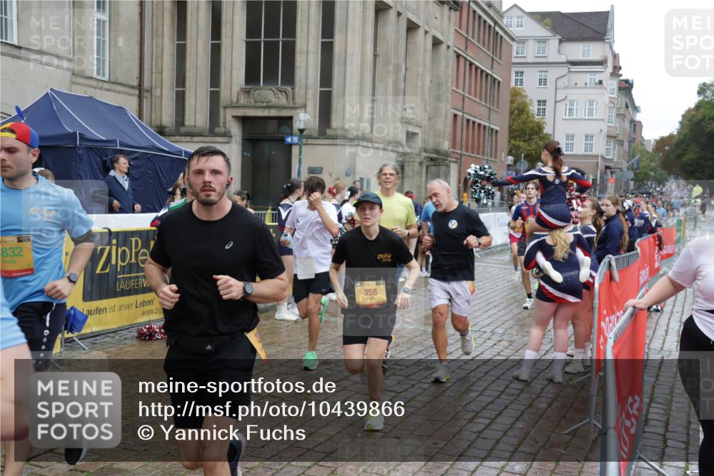 13.09.2026 - Kiel Lauf Yannick Fuchs http://msf.ph/oto/10439866 13.09.2026 11:51:18 Ziel 2063 meine-sportfotos.de