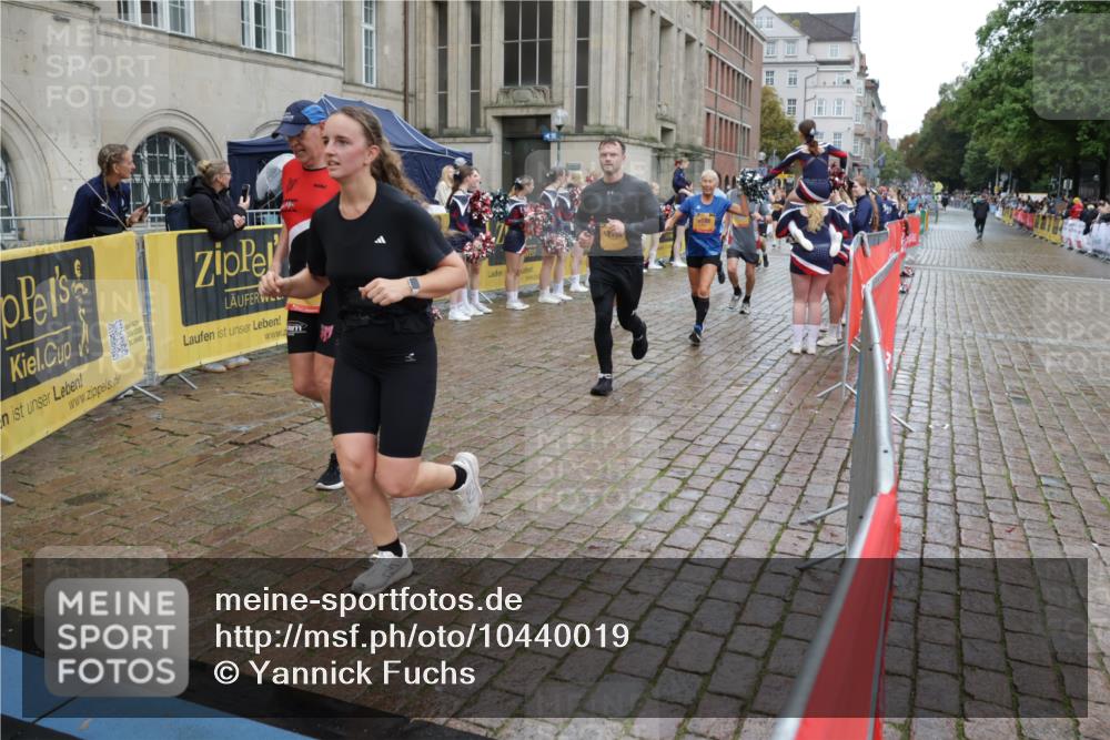 13.09.2026 - Kiel Lauf Yannick Fuchs http://msf.ph/oto/10440019 13.09.2026 11:51:26 Ziel 2063 meine-sportfotos.de