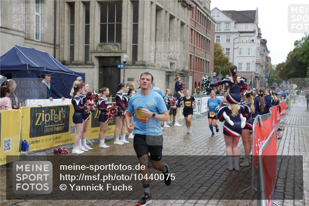 13.09.2026 - Kiel Lauf Yannick Fuchs http://msf.ph/oto/10440075 13.09.2026 11:51:30 Ziel 2063 meine-sportfotos.de