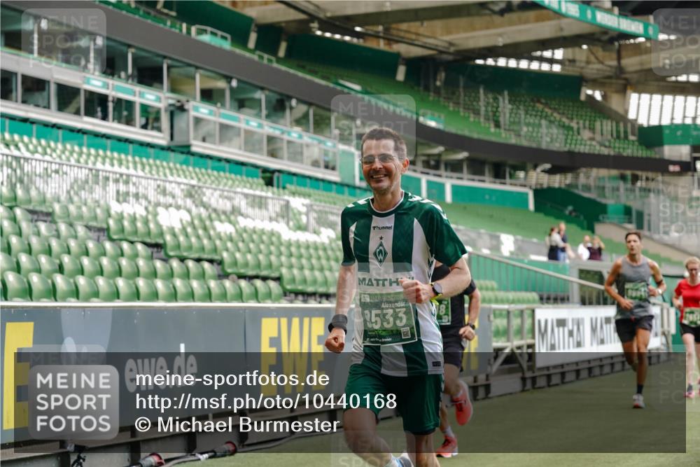 13.09.2026 - 21. swb-Marathon Bremen Michael Burmester http://msf.ph/oto/10440168 13.09.2026 12:42:08 Laufen im Stadion 371, 439, 650, 744, 749, 957, 1009, 1223, 1224, 1336, 1381, 1411, 1571, 1614, 1619, 1667, 1712, 1745, 1797, 1822, 1850, 1862, 1879, 2094, 2207, 2986, 3368, 3624, 4399, 4795, 4847, 4936, 5672, 5828, 6198, 6264, 6929, 6991, 7141, 8065, 8311, 8383, 8394, 8994, 9065, 9120, 9533, 277, 346, 807, 895, 901, 1090, 1118, 1248, 1320, 1323, 1472, 1576, 1587, 1604, 1717, 1751, 1758, 1911, 2141, 2352, 2670, 3080, 3606, 5160, 5163, 5912 meine-sportfotos.de