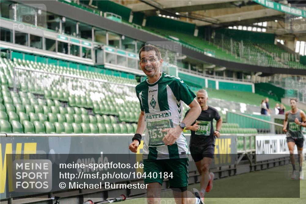 13.09.2026 - 21. swb-Marathon Bremen Michael Burmester http://msf.ph/oto/10440184 13.09.2026 12:42:08 Laufen im Stadion 371, 439, 650, 744, 749, 957, 1009, 1223, 1224, 1336, 1381, 1411, 1571, 1614, 1619, 1667, 1712, 1745, 1797, 1822, 1850, 1862, 1879, 2094, 2207, 2986, 3368, 3624, 4399, 4795, 4847, 4936, 5672, 5828, 6198, 6264, 6929, 6991, 7141, 8065, 8311, 8383, 8394, 8994, 9065, 9120, 9533, 277, 346, 807, 895, 901, 1090, 1118, 1248, 1320, 1323, 1472, 1576, 1587, 1604, 1717, 1751, 1758, 1911, 2141, 2352, 2670, 3080, 3606, 5160, 5163, 5912 meine-sportfotos.de
