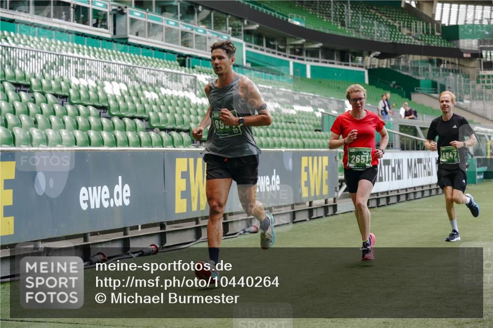 13.09.2026 - 21. swb-Marathon Bremen Michael Burmester http://msf.ph/oto/10440264 13.09.2026 12:42:11 Laufen im Stadion 371, 439, 650, 744, 749, 957, 1009, 1223, 1224, 1336, 1381, 1411, 1614, 1619, 1667, 1712, 1745, 1797, 1822, 1850, 1862, 1879, 2094, 2207, 2651, 2986, 3368, 3624, 4399, 4795, 4847, 4936, 5672, 5828, 6198, 6264, 6929, 6991, 7141, 8065, 8311, 8383, 8394, 8994, 9065, 9120, 9533, 277, 346, 807, 895, 901, 1090, 1118, 1248, 1320, 1323, 1472, 1576, 1587, 1604, 1717, 1751, 1758, 1911, 2141, 2352, 2670, 3080, 3606, 5160, 5163, 5912 meine-sportfotos.de