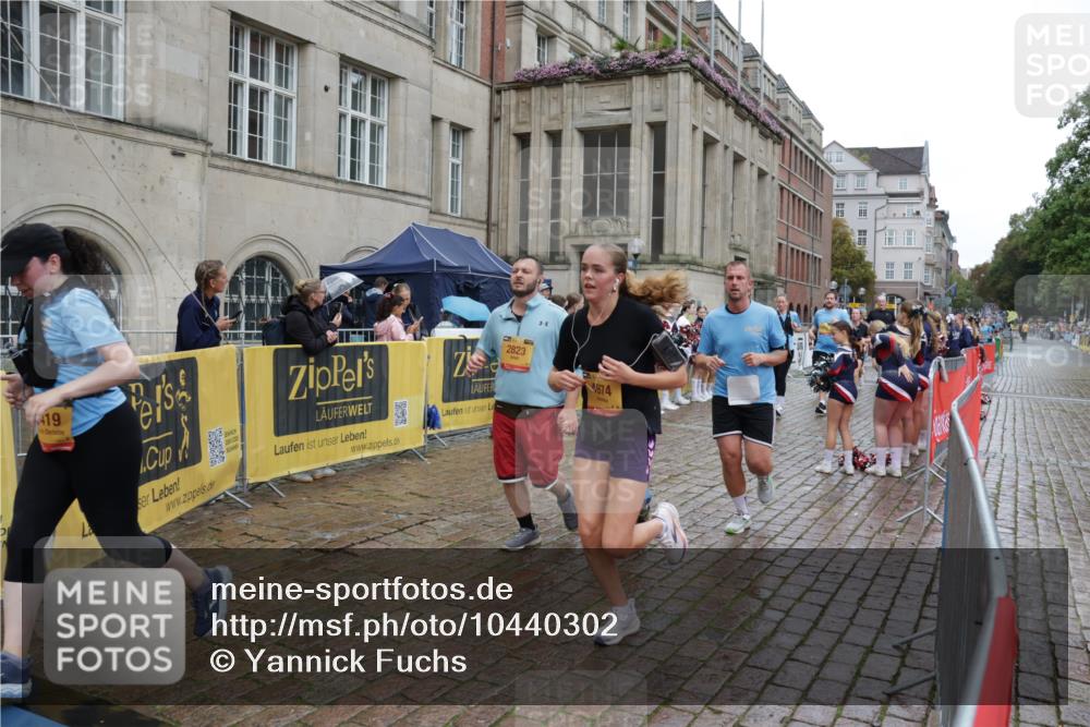 13.09.2026 - Kiel Lauf Yannick Fuchs http://msf.ph/oto/10440302 13.09.2026 11:52:03 Ziel  meine-sportfotos.de