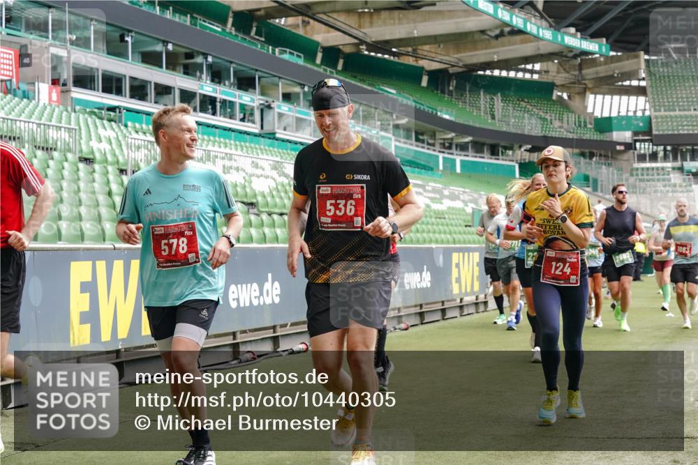 13.09.2026 - 21. swb-Marathon Bremen Michael Burmester http://msf.ph/oto/10440305 13.09.2026 13:06:44 Laufen im Stadion 109, 132, 156, 217, 244, 287, 303, 310, 372, 394, 430, 454, 489, 578, 607, 613, 716, 784, 831, 834, 846, 891, 900, 922, 1083, 1189, 1205, 1243, 1274, 1308, 1365, 1369, 1380, 1387, 1437, 1533, 1545, 1574, 1581, 1600, 1823, 1841, 1848, 1854, 1871, 1909, 1926, 1938, 2070, 2076, 2090, 2219, 2241, 2244, 2265, 2275, 2283, 2301, 2310, 2318, 2355, 2356, 2393, 2440, 2464, 2699, 2707, 2721, 2731, 2755, 2818, 2902, 2911, 2960, 3115, 3278, 3444, 3485 meine-sportfotos.de
