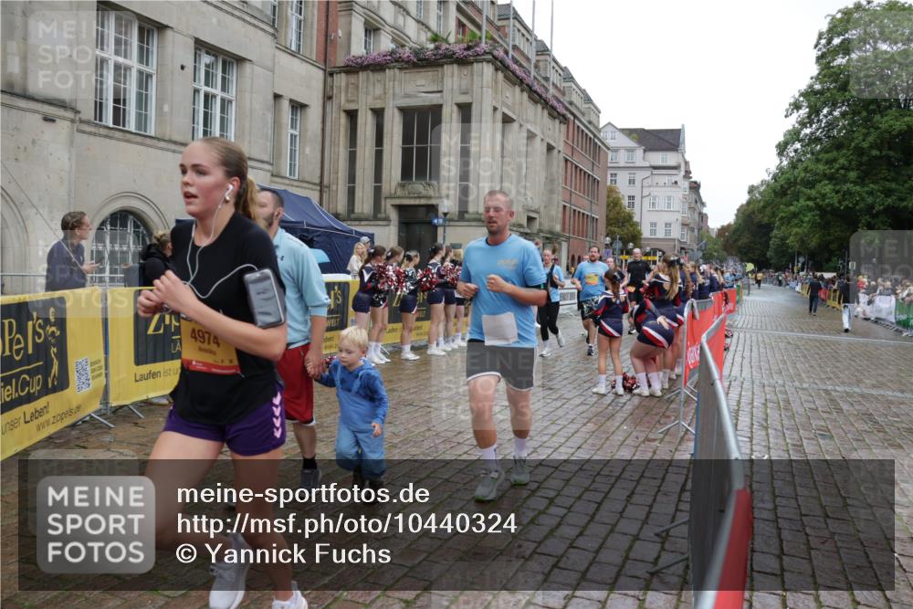 13.09.2026 - Kiel Lauf Yannick Fuchs http://msf.ph/oto/10440324 13.09.2026 11:52:03 Ziel  meine-sportfotos.de