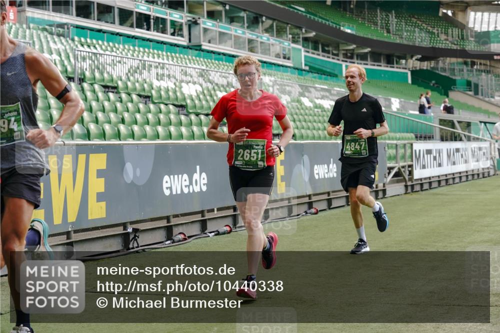 13.09.2026 - 21. swb-Marathon Bremen Michael Burmester http://msf.ph/oto/10440338 13.09.2026 12:42:12 Laufen im Stadion 371, 439, 650, 744, 749, 957, 1009, 1223, 1224, 1336, 1381, 1411, 1614, 1619, 1667, 1712, 1745, 1797, 1822, 1850, 1862, 1879, 2094, 2207, 2651, 2986, 3368, 3624, 4399, 4795, 4847, 4936, 5672, 5828, 6198, 6264, 6929, 6991, 7141, 8065, 8311, 8383, 8394, 8994, 9065, 9120, 9533, 277, 346, 807, 895, 901, 1090, 1118, 1248, 1320, 1323, 1472, 1576, 1587, 1604, 1717, 1751, 1758, 1911, 2141, 2352, 2670, 3080, 3606, 5160, 5163, 5912 meine-sportfotos.de