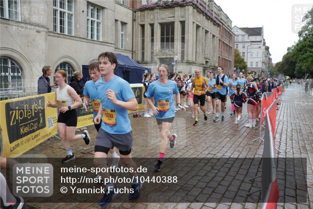 13.09.2026 - Kiel Lauf Yannick Fuchs http://msf.ph/oto/10440388 13.09.2026 11:52:09 Ziel  meine-sportfotos.de