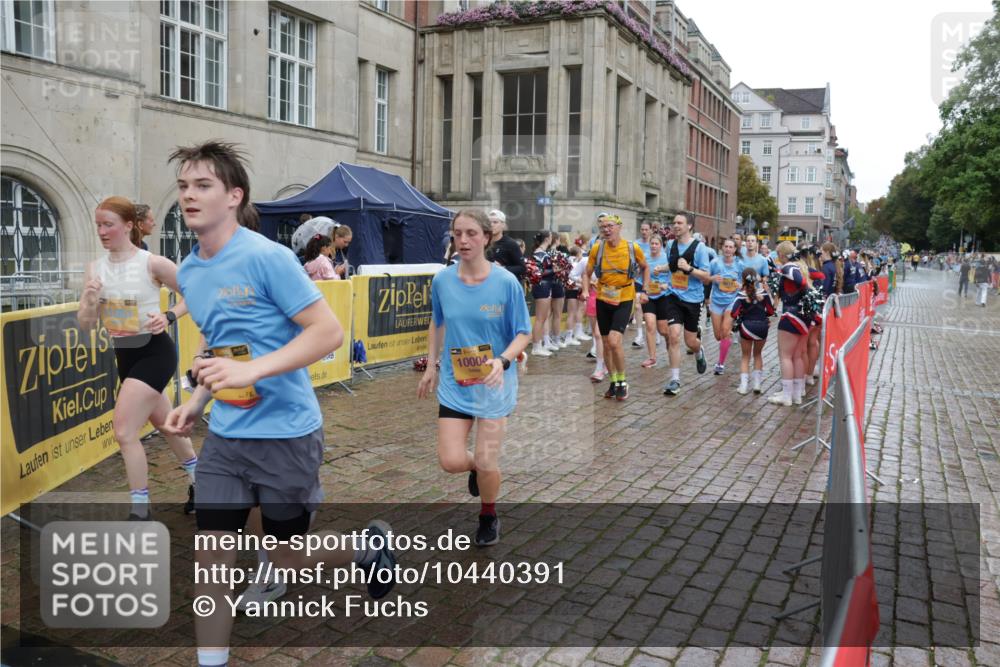 13.09.2026 - Kiel Lauf Yannick Fuchs http://msf.ph/oto/10440391 13.09.2026 11:52:09 Ziel  meine-sportfotos.de