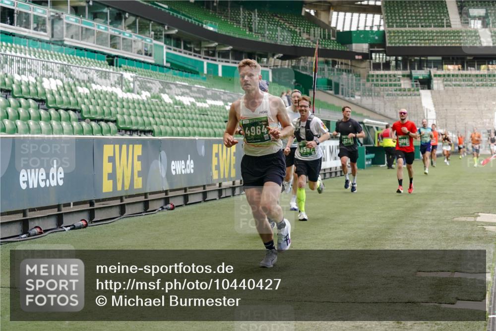 13.09.2026 - 21. swb-Marathon Bremen Michael Burmester http://msf.ph/oto/10440427 13.09.2026 12:42:15 Laufen im Stadion 371, 439, 650, 744, 749, 957, 1009, 1223, 1224, 1336, 1381, 1411, 1562, 1614, 1619, 1667, 1712, 1745, 1797, 1822, 1850, 1862, 1879, 2094, 2207, 2651, 2986, 3251, 3368, 3584, 3624, 4096, 4399, 4795, 4847, 4936, 5672, 5828, 6198, 6264, 6929, 6991, 7141, 8065, 8311, 8383, 8394, 8994, 9065, 9120, 9533, 277, 346, 807, 895, 901, 1118, 1248, 1320, 1323, 1472, 1576, 1587, 1604, 1717, 1751, 1758, 1911, 2141, 2352, 2670, 3080, 3606, 5160, 5163, 5912 meine-sportfotos.de