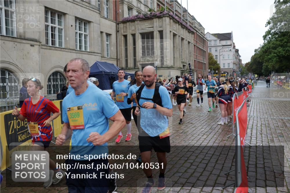 13.09.2026 - Kiel Lauf Yannick Fuchs http://msf.ph/oto/10440531 13.09.2026 11:52:20 Ziel  meine-sportfotos.de