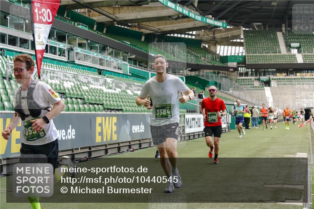 13.09.2026 - 21. swb-Marathon Bremen Michael Burmester http://msf.ph/oto/10440545 13.09.2026 12:42:18 Laufen im Stadion 371, 439, 650, 744, 749, 957, 1009, 1223, 1224, 1336, 1381, 1411, 1562, 1614, 1619, 1667, 1712, 1745, 1797, 1822, 1850, 1862, 1879, 2094, 2207, 2651, 2986, 3251, 3368, 3584, 3624, 4096, 4399, 4795, 4847, 4936, 5663, 5672, 5828, 6198, 6264, 6929, 6991, 7141, 8065, 8311, 8383, 8394, 8994, 9065, 9120, 9533, 277, 346, 807, 895, 901, 1118, 1248, 1320, 1323, 1472, 1576, 1587, 1604, 1717, 1751, 1758, 1911, 2141, 2352, 2670, 3080, 3606, 5160, 5163, 5912 meine-sportfotos.de