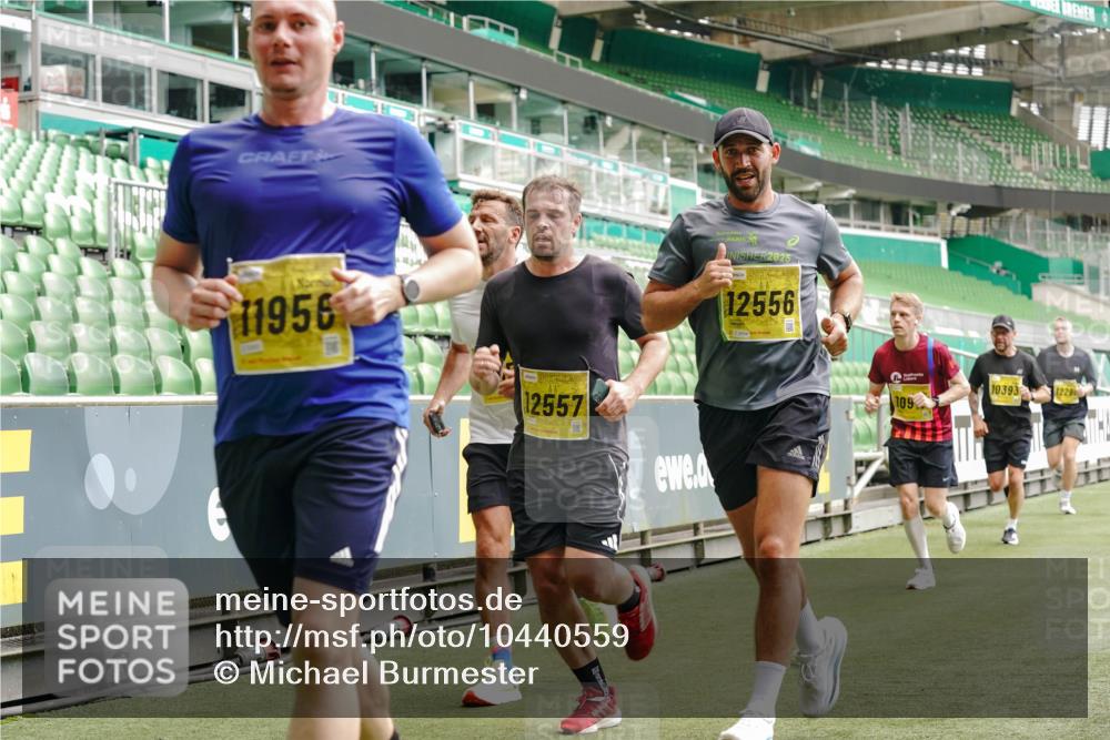 13.09.2026 - 21. swb-Marathon Bremen Michael Burmester http://msf.ph/oto/10440559 13.09.2026 10:27:41 Laufen im Stadion 10096, 10142, 10172, 10189, 10210, 10214, 10223, 10231, 10269, 10270, 10289, 10293, 10294, 10310, 10318, 10319, 10329, 10352, 10393, 10436, 10445, 10464, 10489, 10504, 10508, 10514, 10536, 10541, 10544, 10566, 10583, 10594, 10628, 10638, 10655, 10735, 10744, 10770, 10807, 10814, 10846, 10860, 10873, 10897, 10898, 10917, 10956, 10992, 11015, 11060, 11063, 11076, 11087, 11092, 11110, 11111, 11130, 11135, 11148, 11170, 11193, 11209, 11279 meine-sportfotos.de