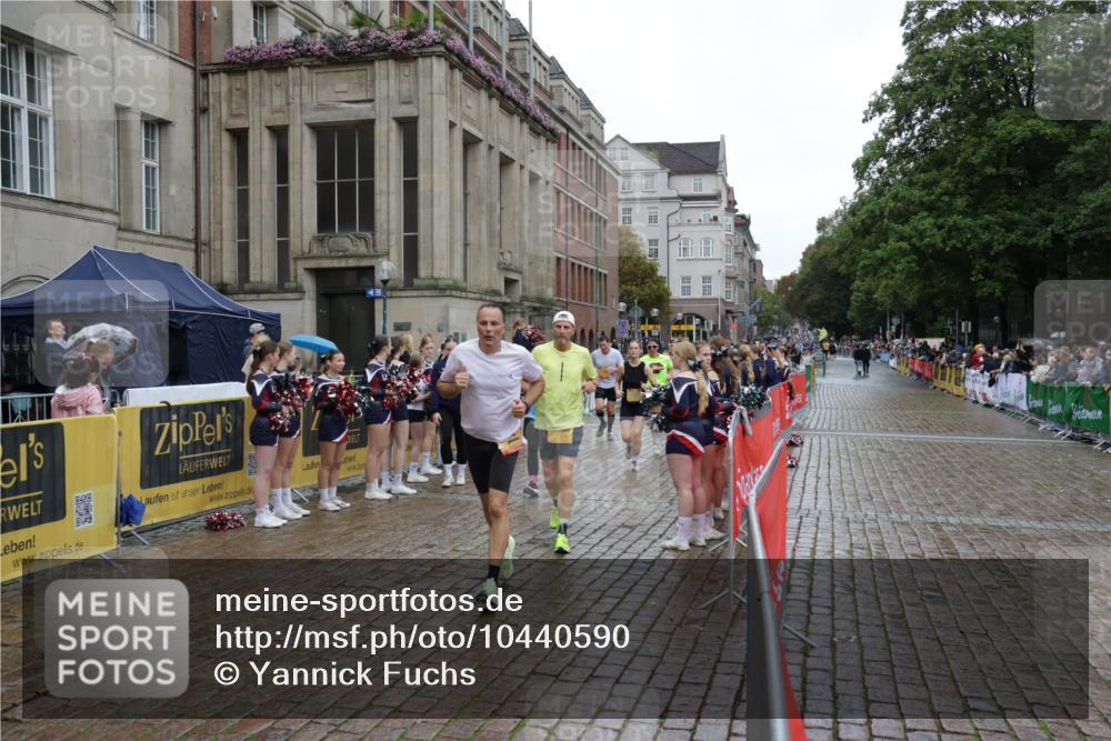13.09.2026 - Kiel Lauf Yannick Fuchs http://msf.ph/oto/10440590 13.09.2026 11:52:27 Ziel  meine-sportfotos.de