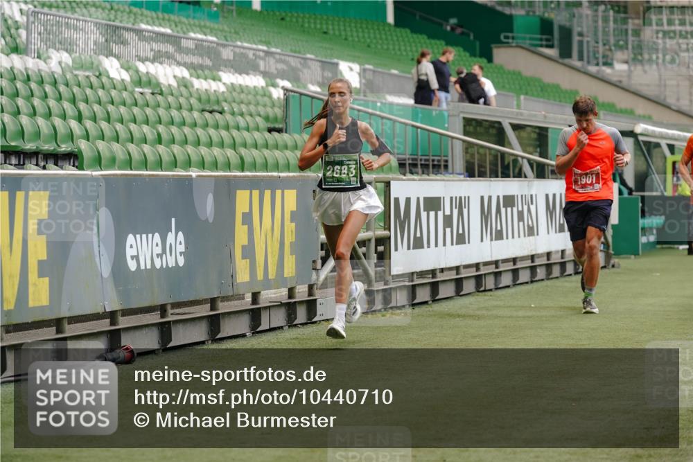 13.09.2026 - 21. swb-Marathon Bremen Michael Burmester http://msf.ph/oto/10440710 13.09.2026 12:42:25 Laufen im Stadion 439, 749, 957, 1009, 1223, 1224, 1411, 1562, 1614, 1619, 1667, 1712, 1745, 1797, 1822, 1850, 1862, 1879, 2094, 2207, 2651, 2683, 2986, 3251, 3368, 3584, 3624, 4096, 4399, 4795, 4847, 5316, 5663, 5672, 5828, 6198, 6264, 6929, 6991, 7141, 8065, 8311, 8383, 8394, 8749, 8994, 9065, 9120, 9200, 9533, 277, 346, 807, 895, 901, 1118, 1248, 1320, 1323, 1472, 1576, 1587, 1604, 1717, 1751, 1758, 1911, 2141, 2352, 2670, 3080, 3606, 5160, 5163, 5912 meine-sportfotos.de